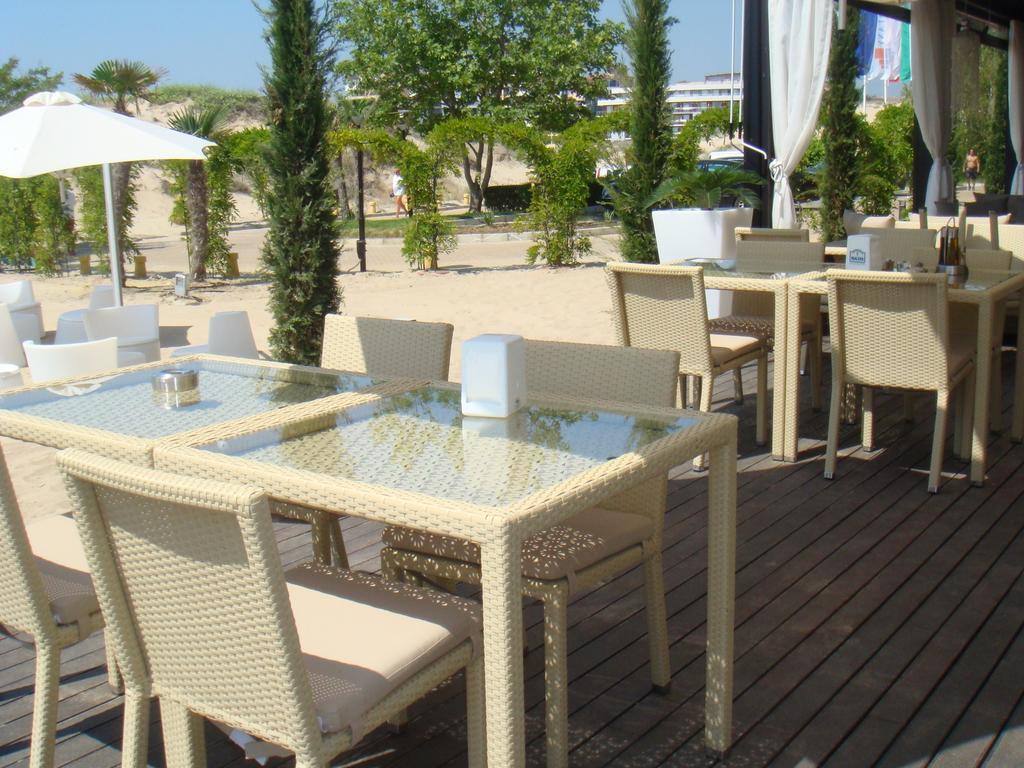Apartments Oasis Vip Club Slantschew brjag Exterior foto