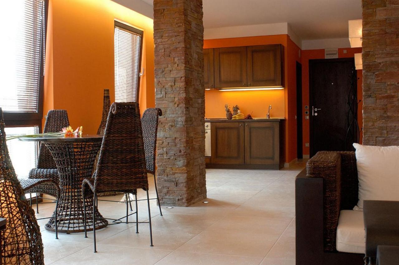 Apartments Oasis Vip Club Slantschew brjag Exterior foto