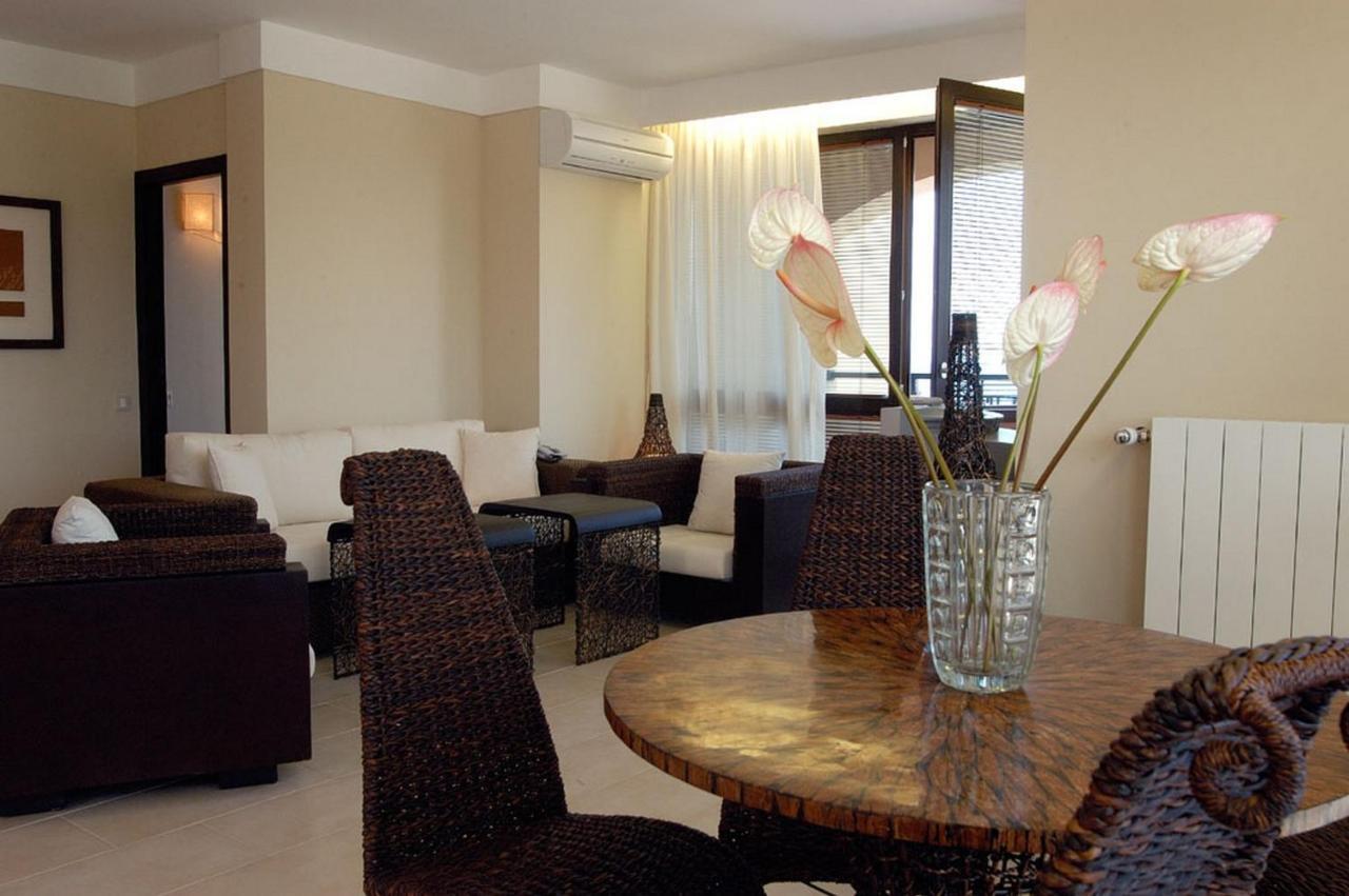 Apartments Oasis Vip Club Slantschew brjag Exterior foto