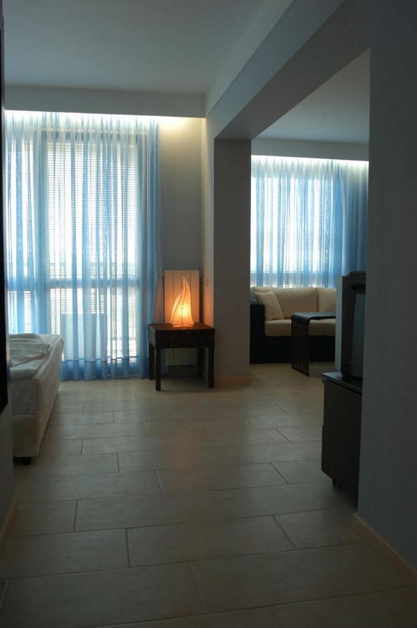 Apartments Oasis Vip Club Slantschew brjag Exterior foto